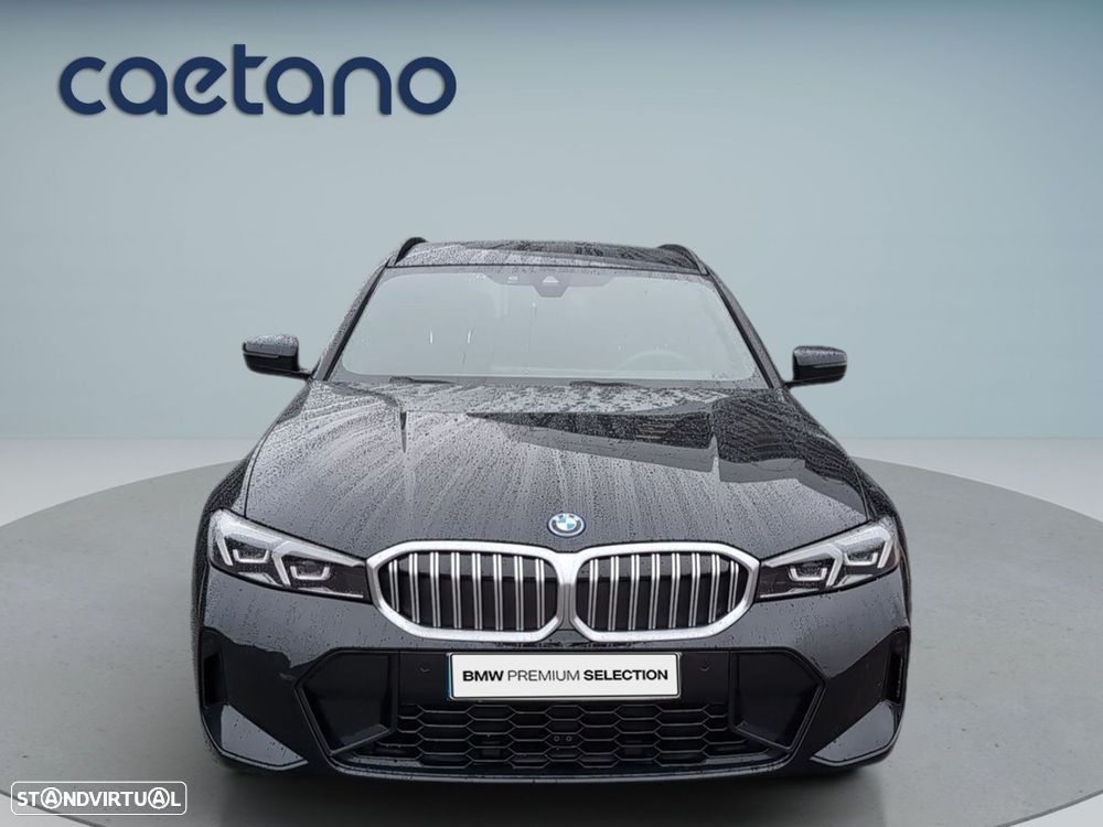 BMW 330 e Pack Desportivo M Auto - 2