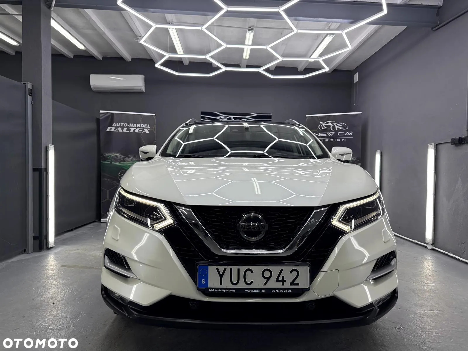 Nissan Qashqai 1.3 DIG-T TEKNA - 6