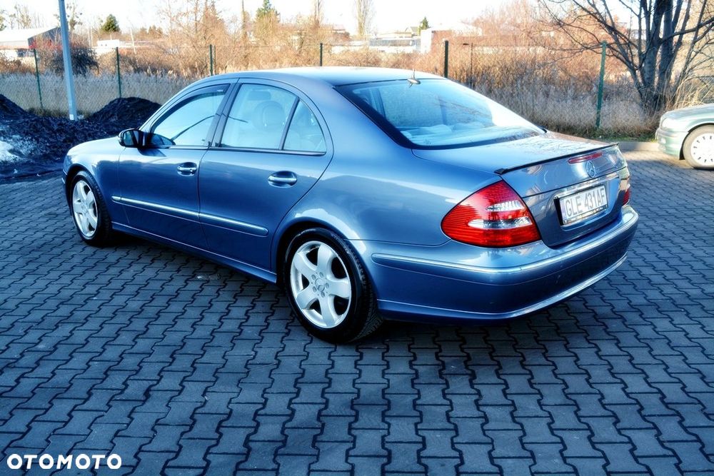 Mercedes-Benz Klasa E 220 CDI Automatik Avantgarde - 3