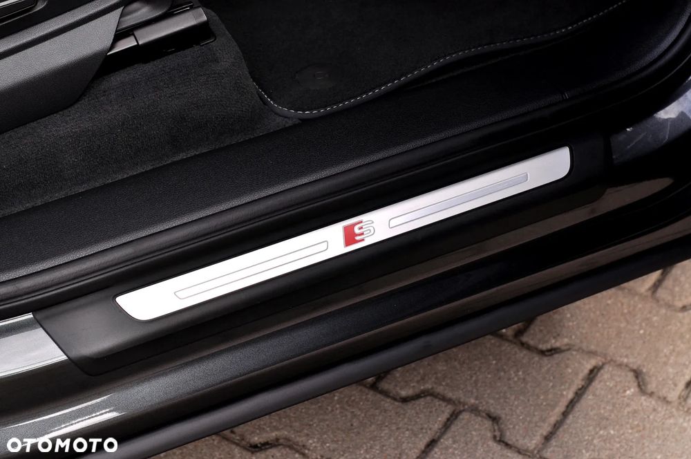 Audi Q7 50 TDI mHEV Quattro Black Edition Tiptr - 35