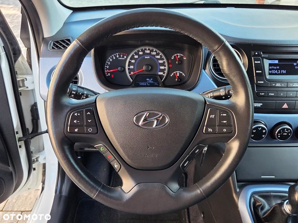 Hyundai i10 1.2 YES Silver - 19