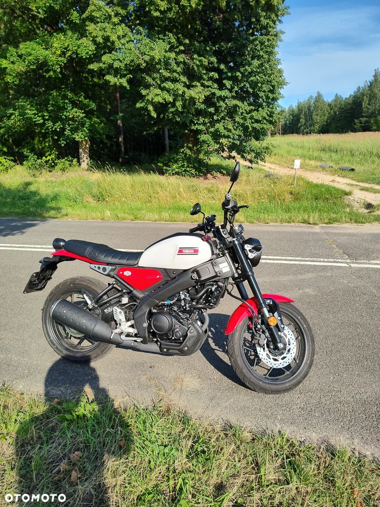 Yamaha XSR - 11