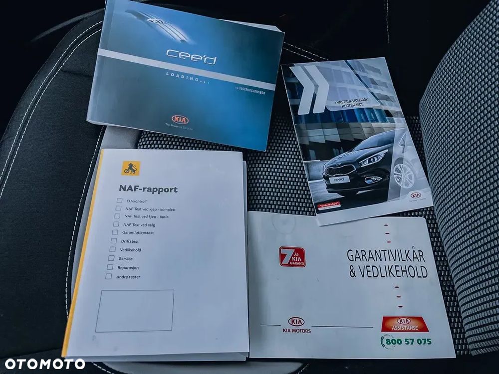 Kia Ceed Cee'd 1.6 CRDi M - 33