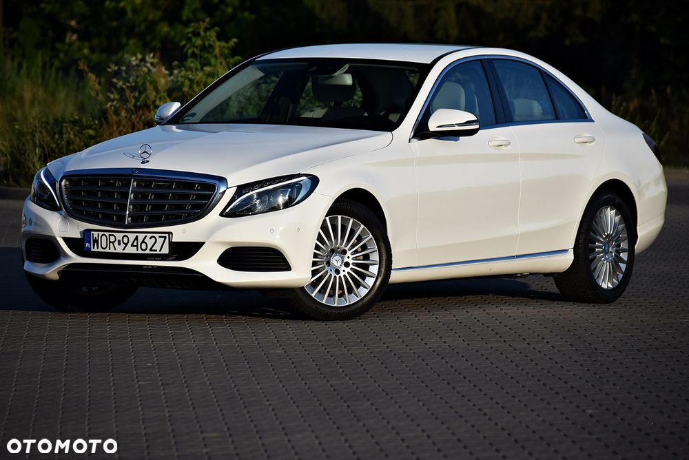 Mercedes-Benz Klasa C 180 9G-TRONIC Exclusive - 3