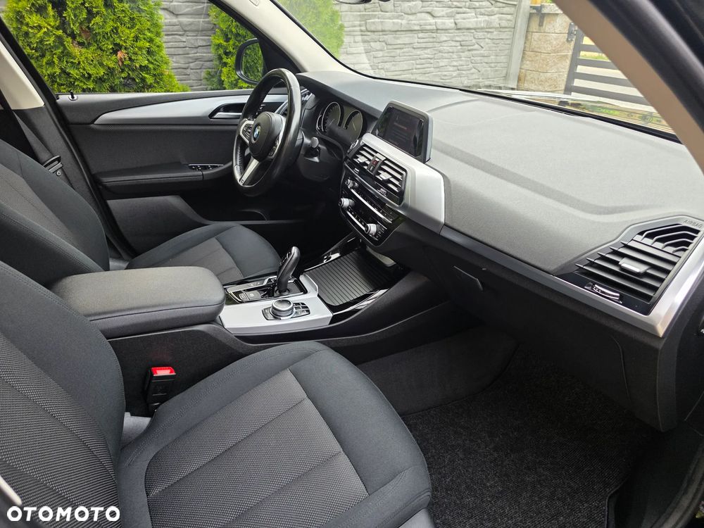 BMW X3 - 32