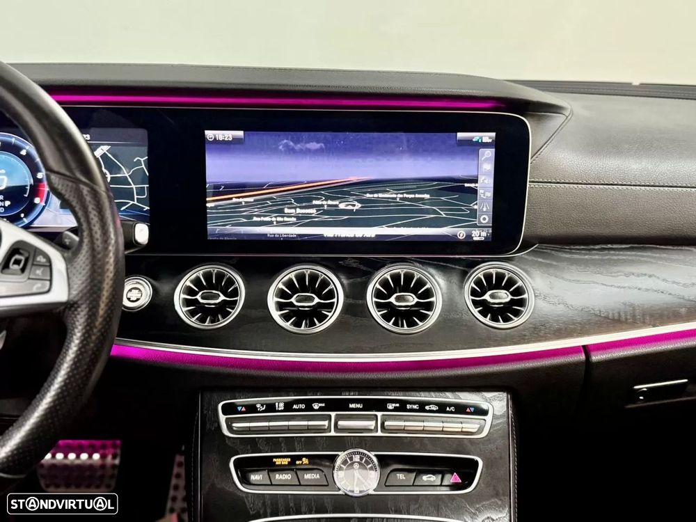 Mercedes-Benz E 220 d AMG Line - 33