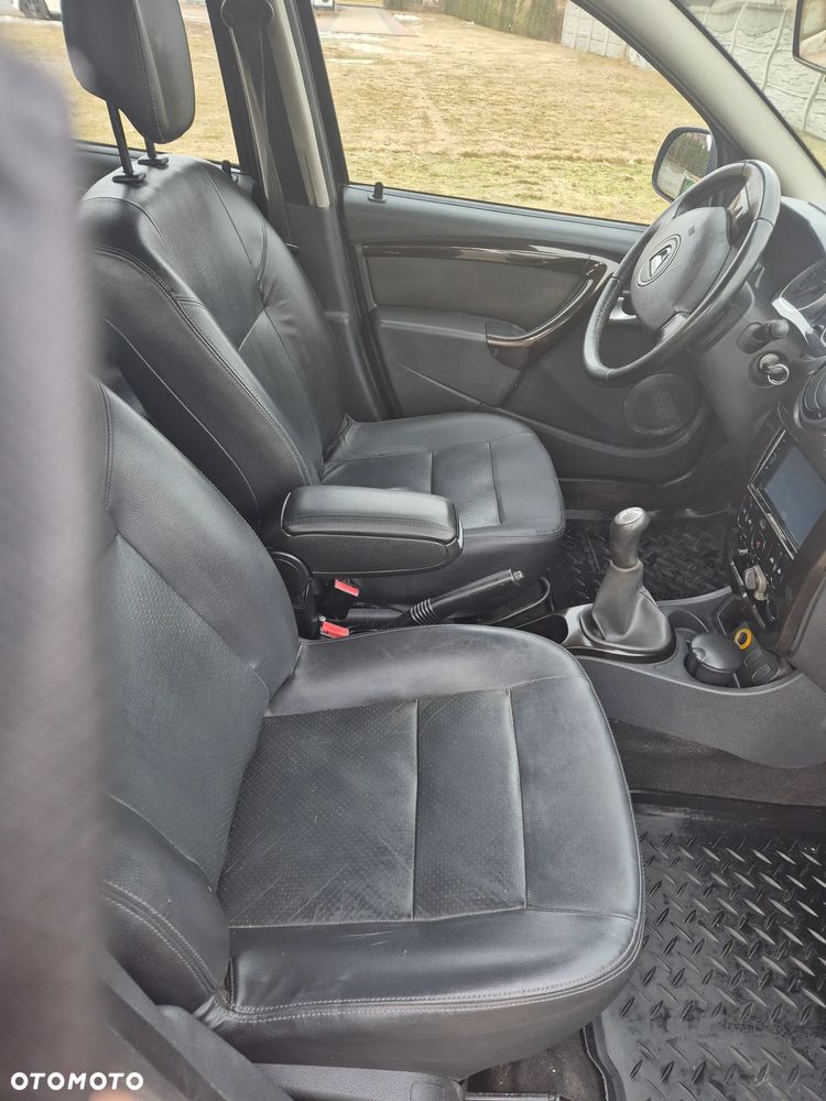 Dacia Duster 1.5 dCi Laureate - 13