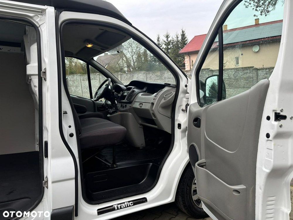 Renault Trafic - 9