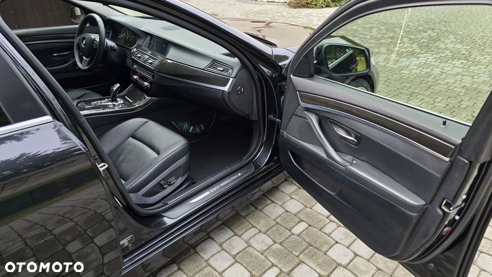 BMW Seria 5 - 21