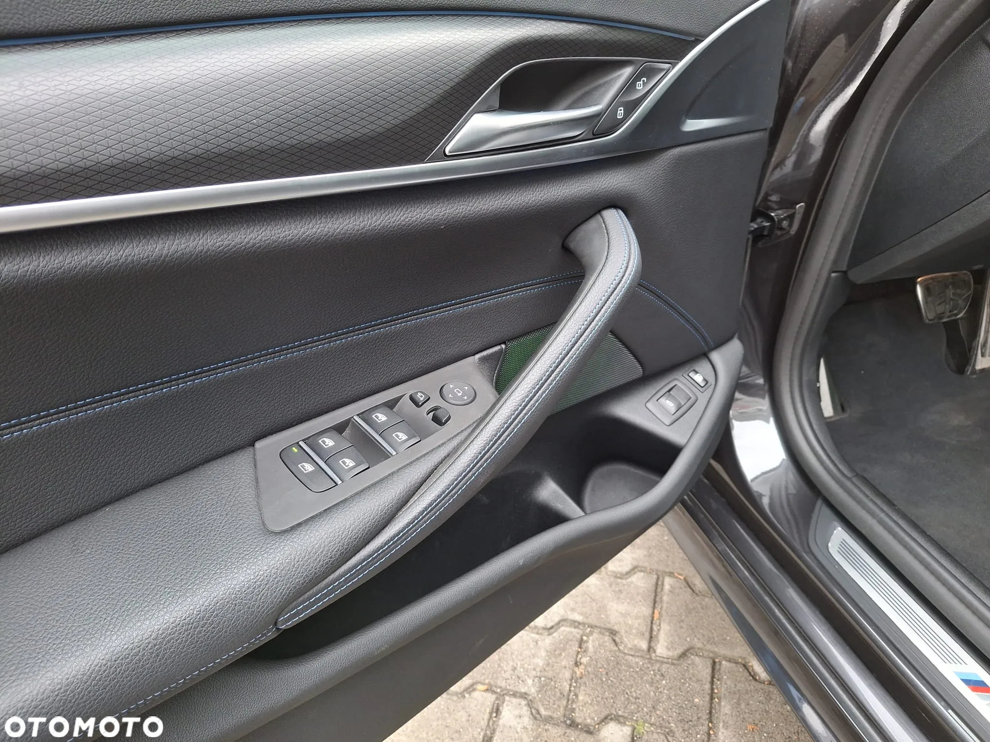 BMW Seria 5 530e xDrive M Sport sport - 5