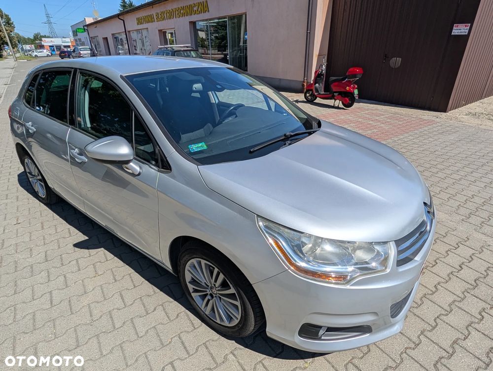 Citroën C4 HDi 90 Attraction - 18
