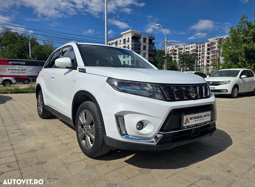 Suzuki Vitara 1.4 Boosterjet AllGrip MHEV Passion - 4