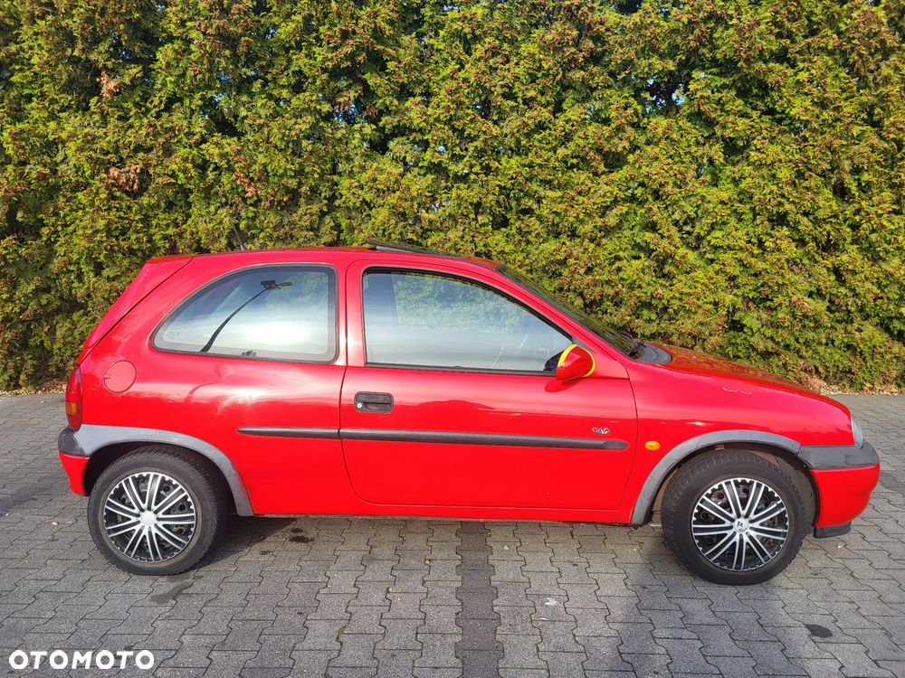 Opel Corsa B Hatchback - 6