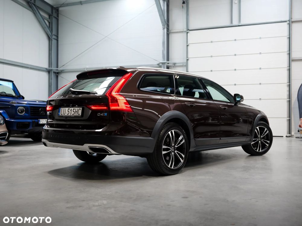 Volvo V90 Cross Country D4 AWD Pro - 10