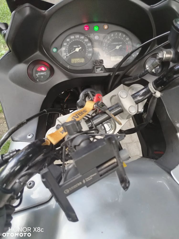 Honda CBF - 4