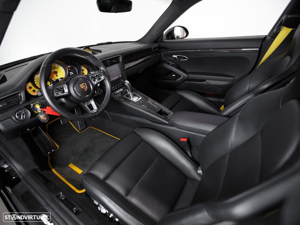 Porsche 911 (991) Turbo S PDK - 5