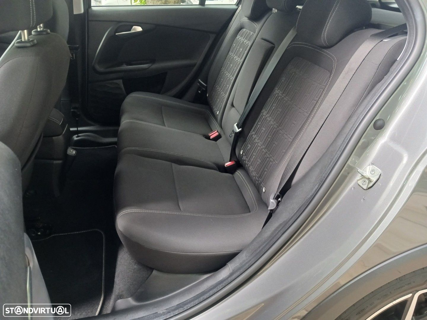 Fiat Tipo Station Wagon Cross 1.0 GSE T3 Cross - 32