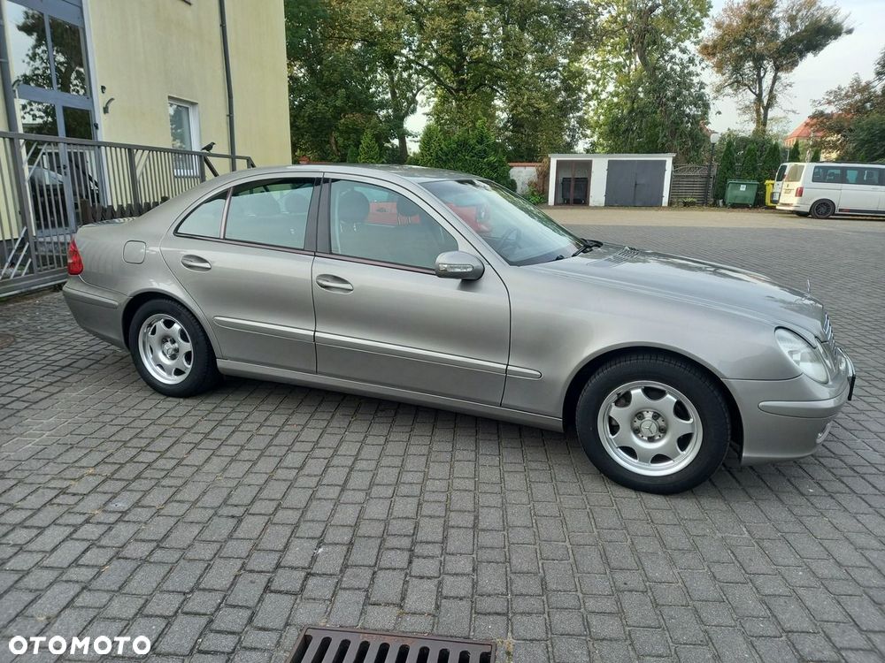 Mercedes-Benz Klasa E - 11