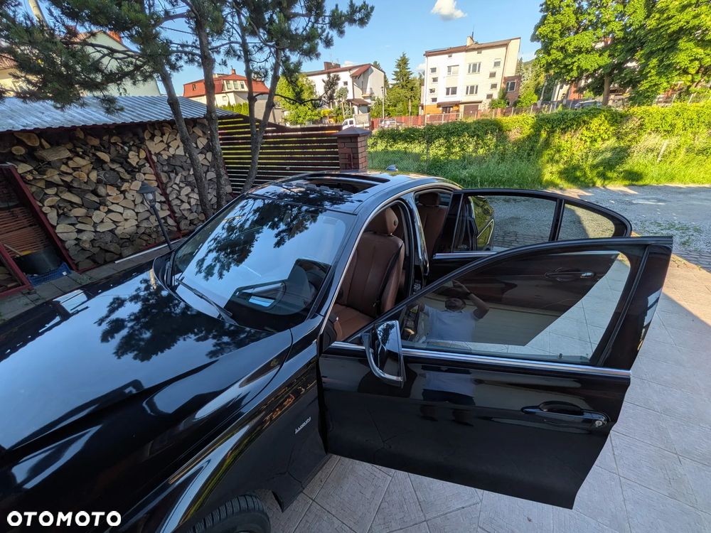 BMW Seria 3 328i Luxury Line - 14