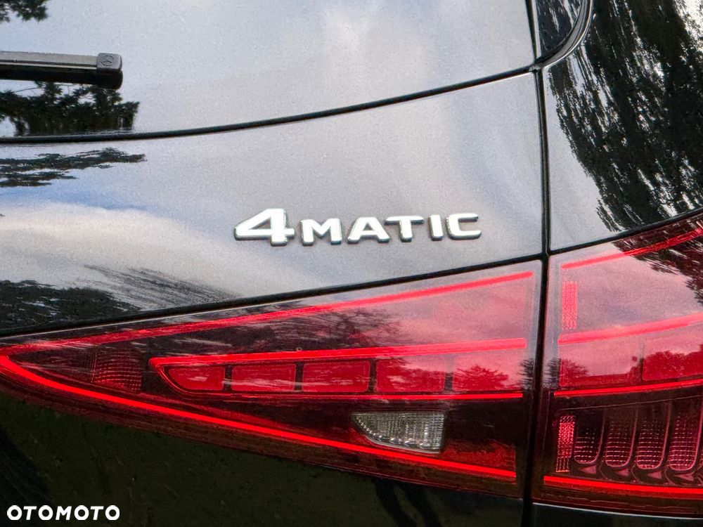 Mercedes-Benz Klasa C 300 de PHEV 4-Matic AMG - 25