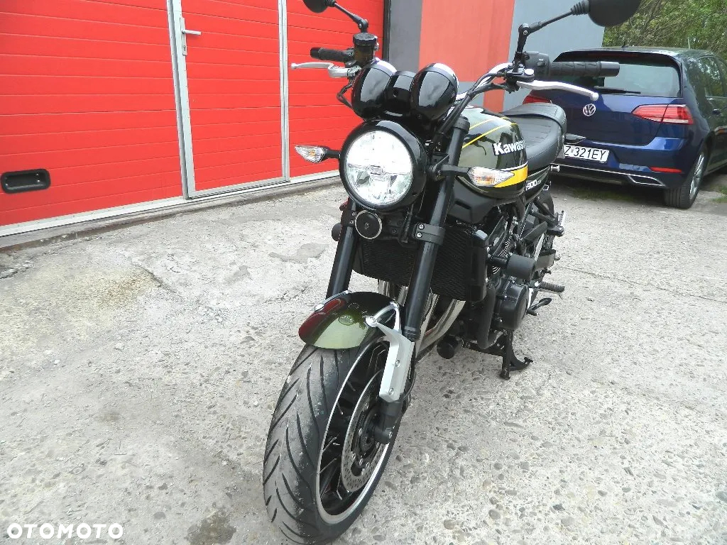 Kawasaki Z 900 RS - 5
