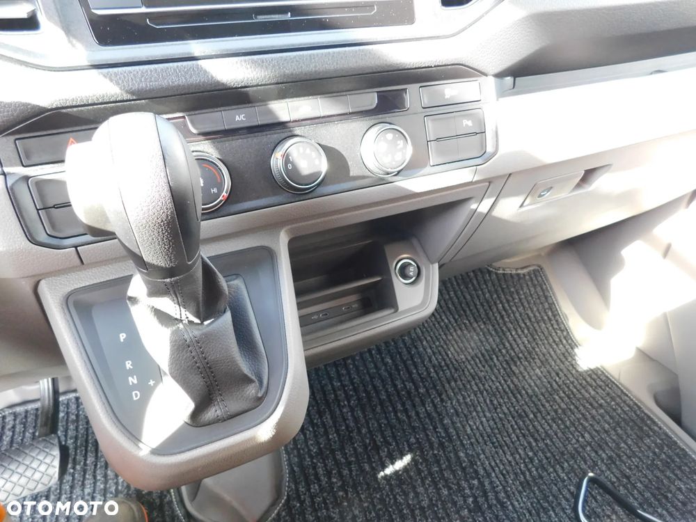 Volkswagen Crafter Campervan Aut. Full Opcja 2xKlima Tempomat Aktywny LED 5 os. FV23% - 11