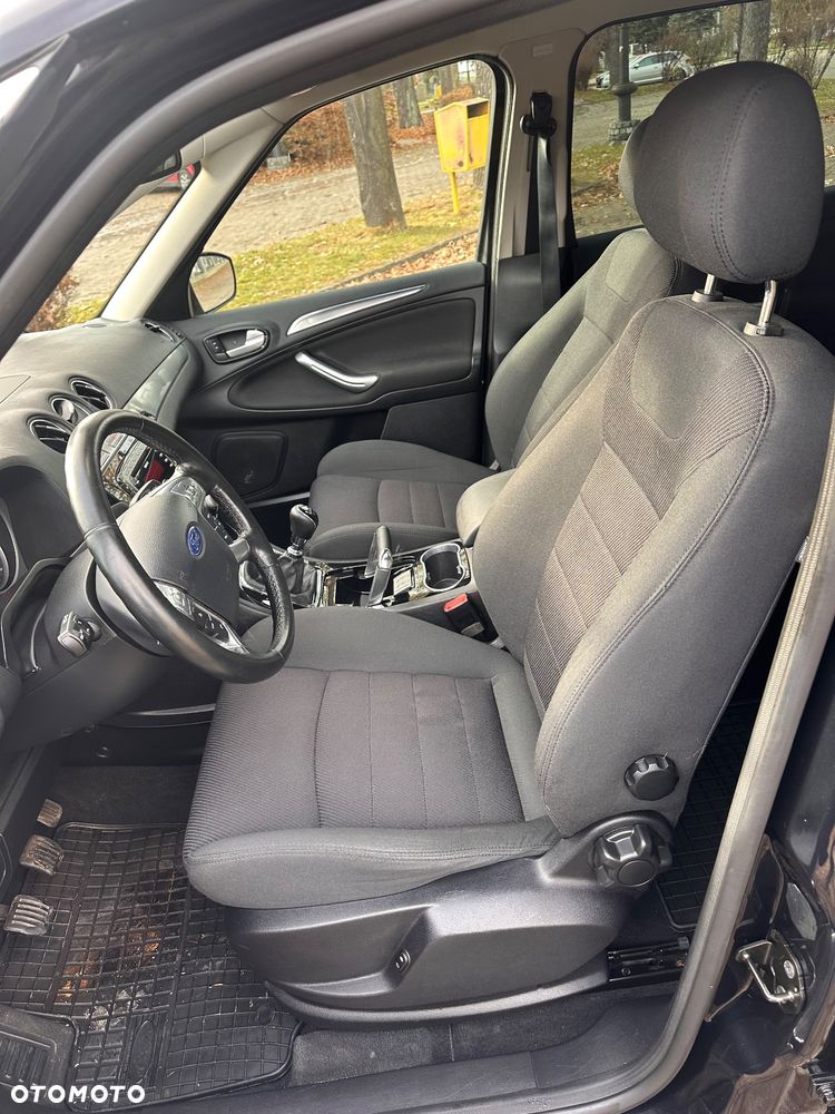 Ford S-Max 2.0 TDCi DPF Titanium - 32