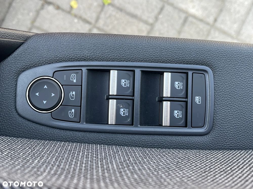 Renault Captur 1.2 TCe Techno - 15