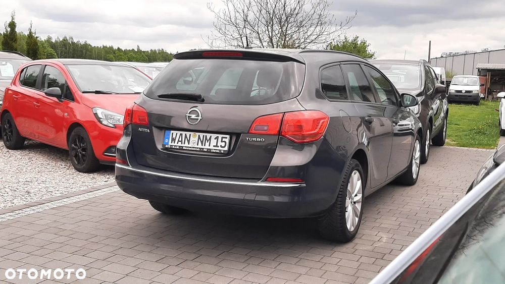 Opel Astra - 4
