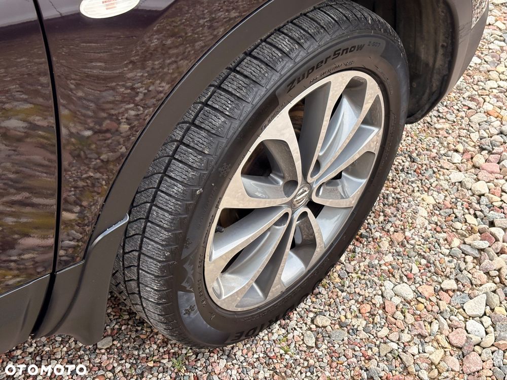 Nissan Qashqai+2 2.0 tekna - 8