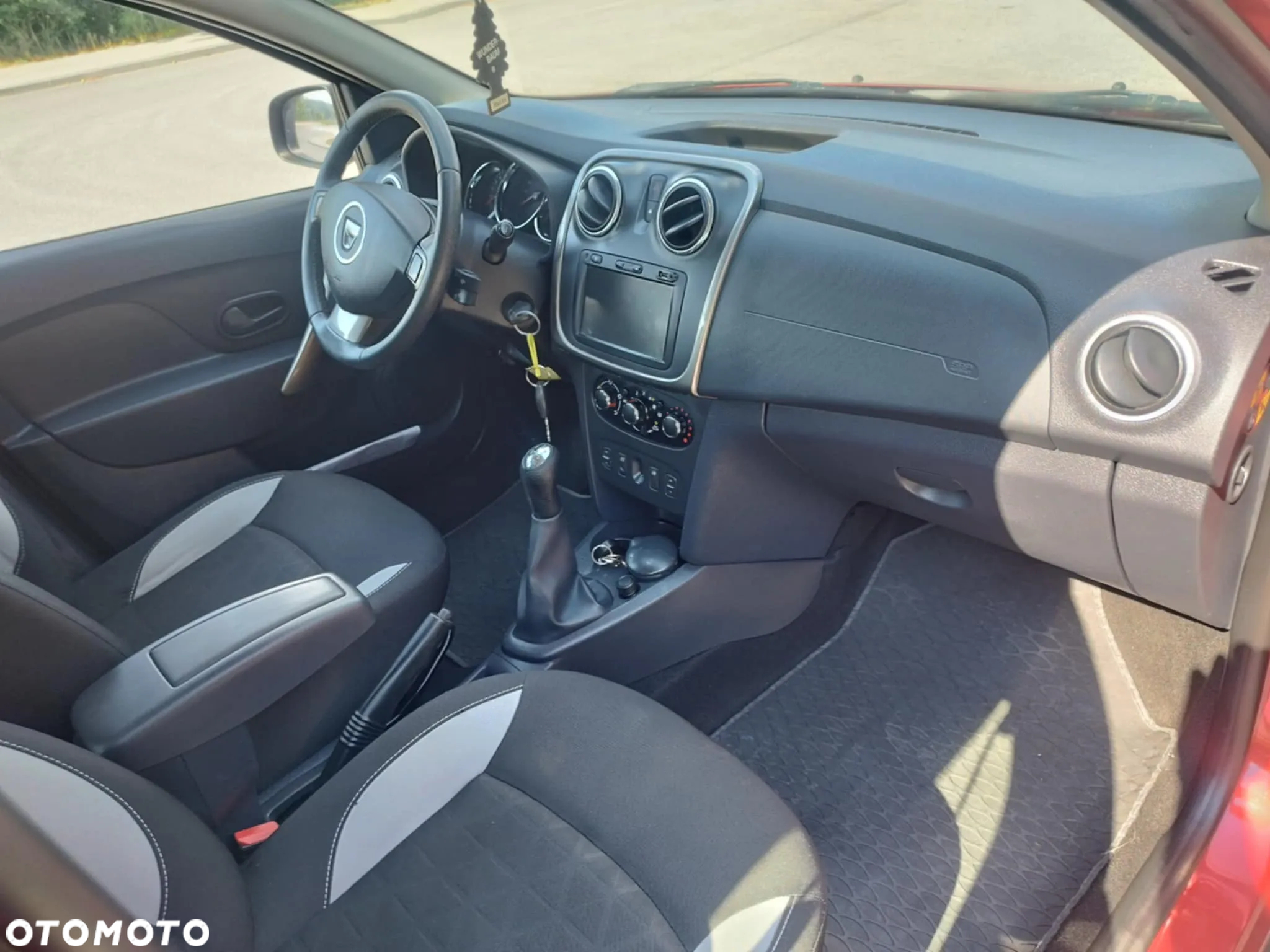 Dacia Sandero Stepway TCe 90 (S&S) Prestige - 11