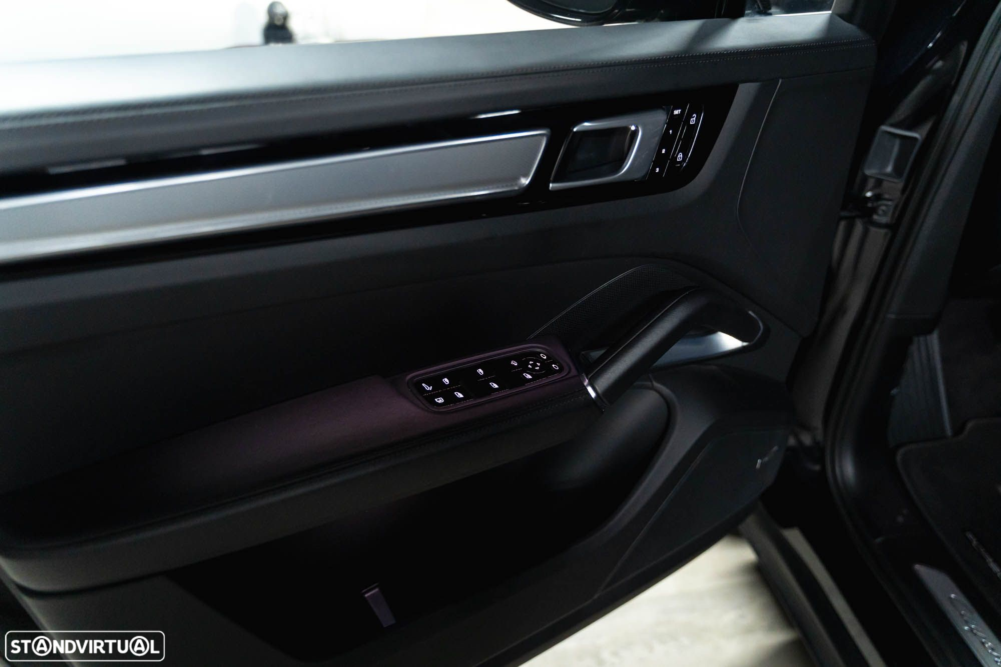 Porsche Cayenne Turbo S E-Hybrid - 7