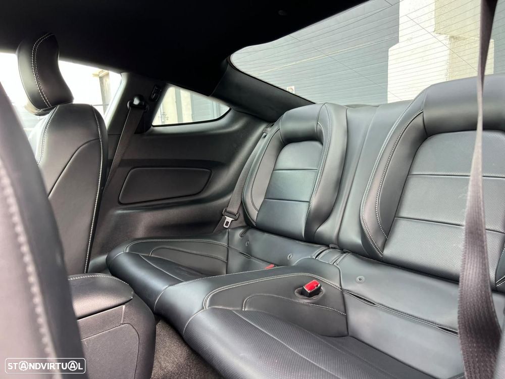 Ford Mustang 2.3i EcoBoost - 8