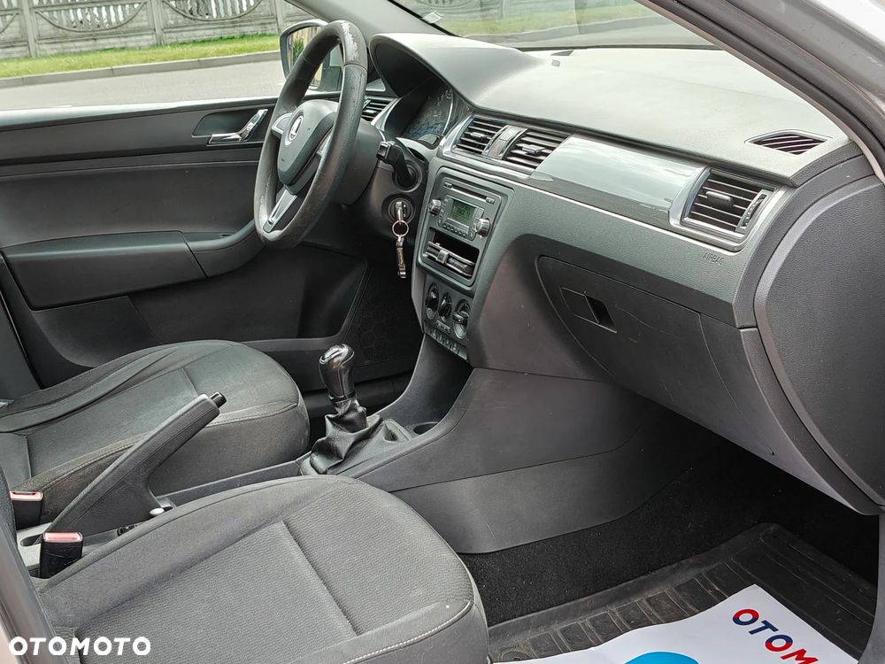 Skoda RAPID 1.6 TDI DPF Ambition Max - 7