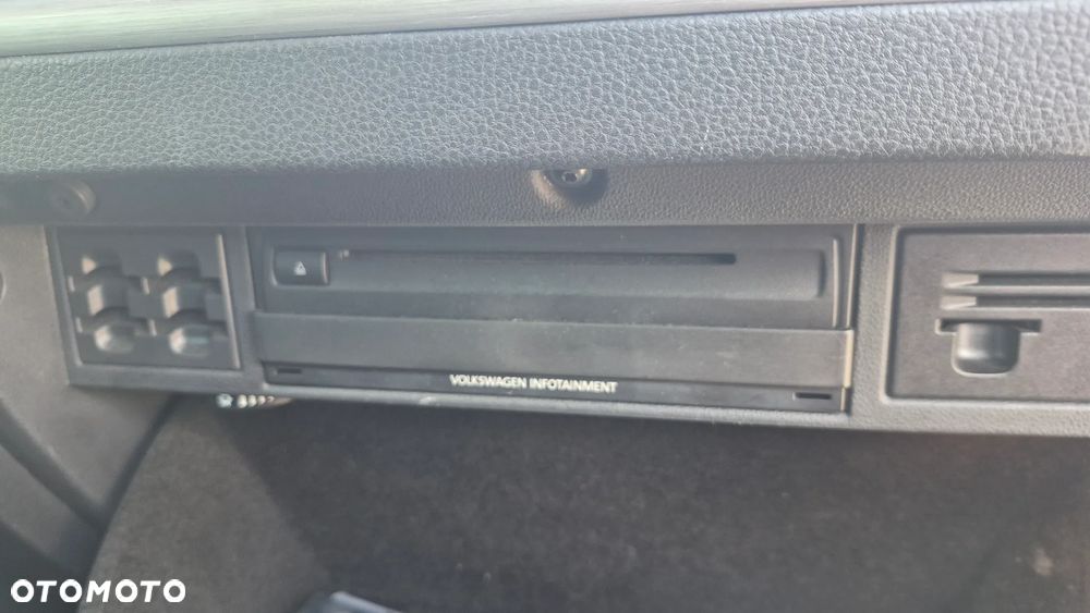 Volkswagen Golf 1.6 TDI BlueMot Comfortline - 9