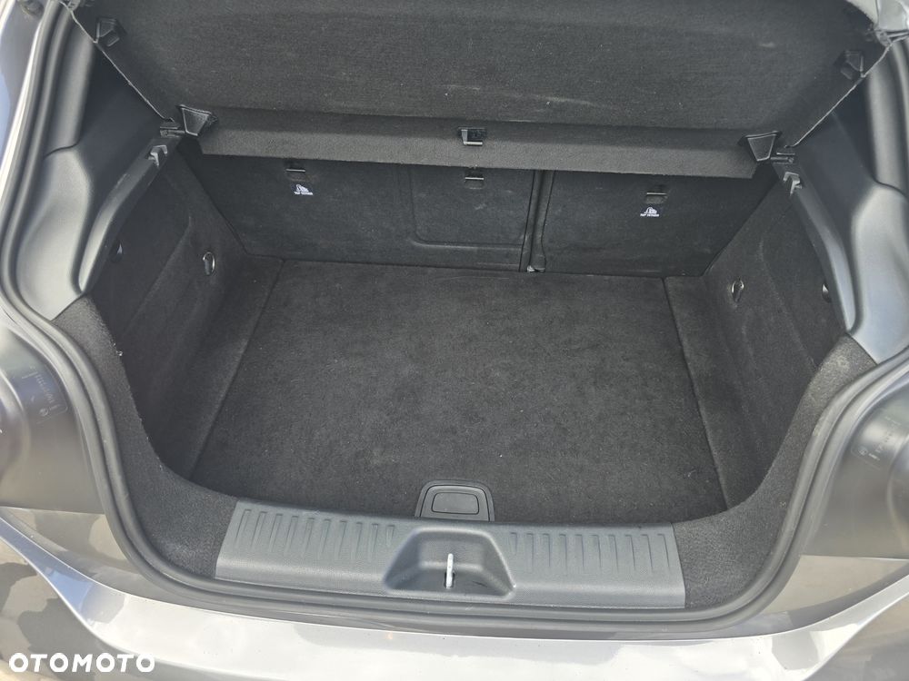 Mercedes-Benz Klasa A 180 d AMG Line 7G-DCT - 14