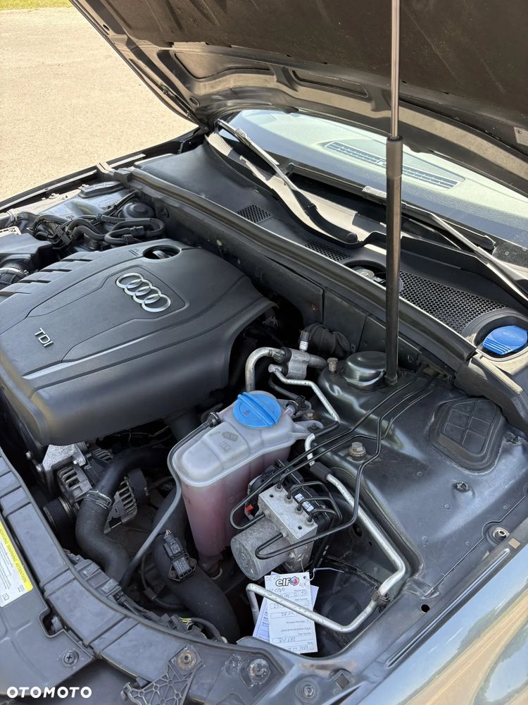 Audi A4 Avant 2.0 TDI - 24