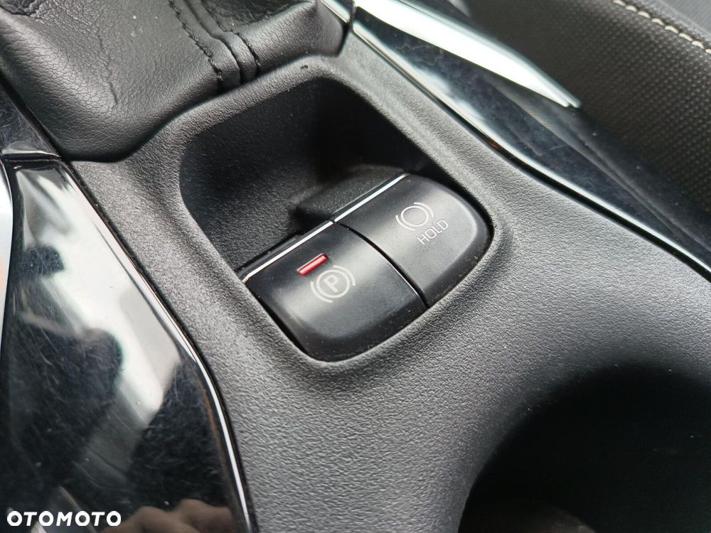 Toyota Corolla 1.8 Hybrid Comfort - 25