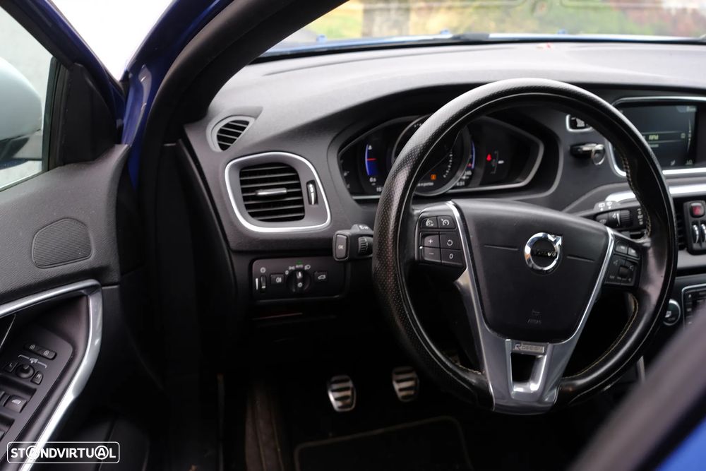 Volvo V40 2.0 D2 R-Design - 9