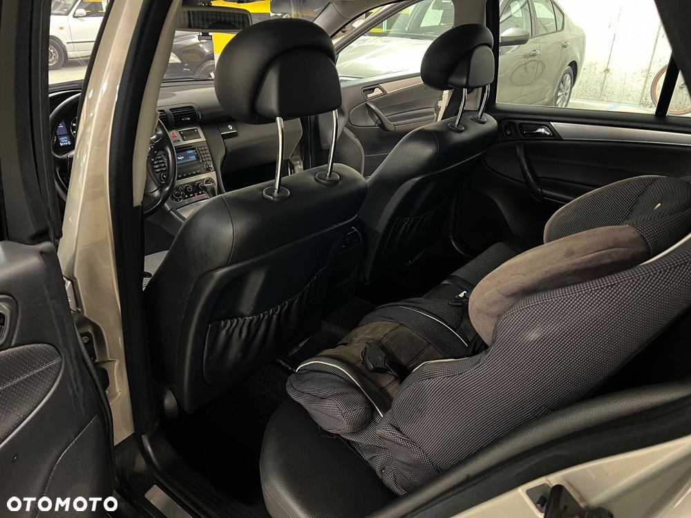 Mercedes-Benz Klasa C - 18