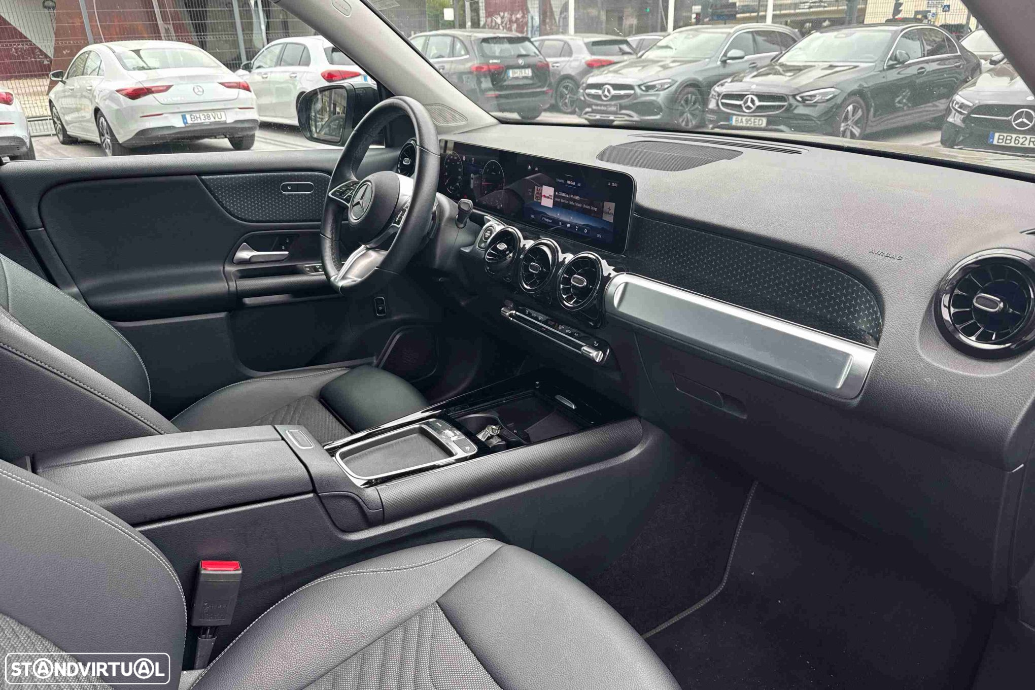 Mercedes-Benz GLB 180 d - 8
