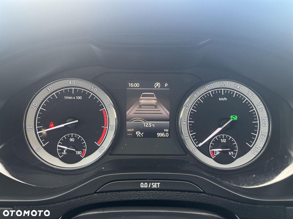 Skoda Karoq 1.5 TSI ACT 4x2 Ambition DSG - 17