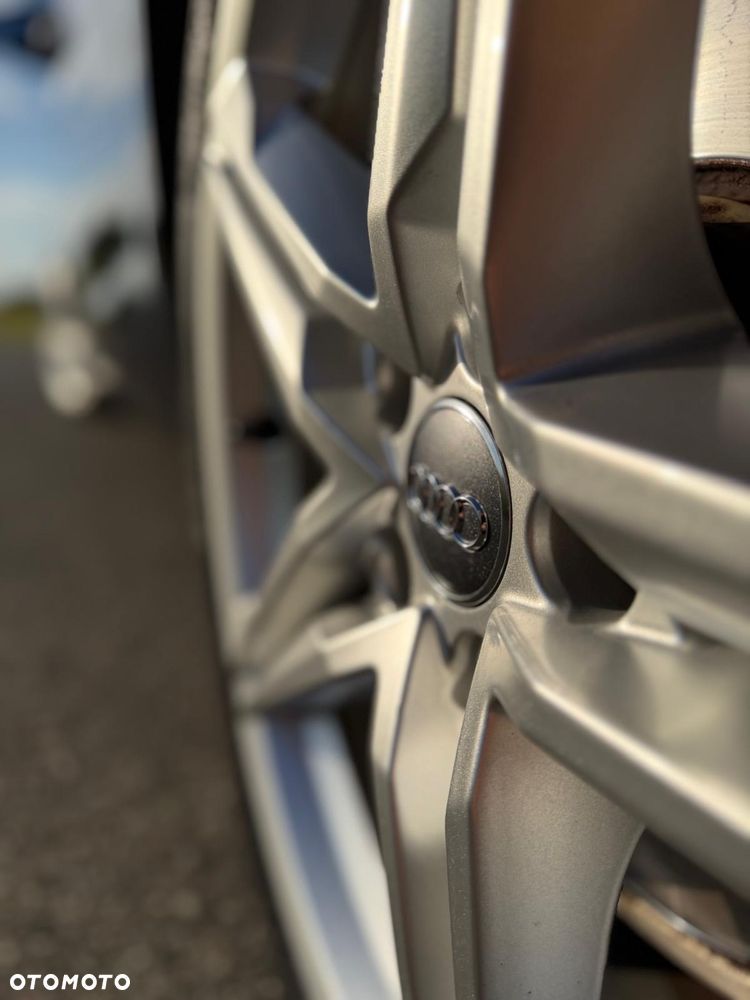Audi A4 Avant 2.0 TDI S tronic - 7