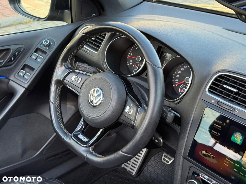 Volkswagen Golf 2.0 TDI DPF Highline - 17