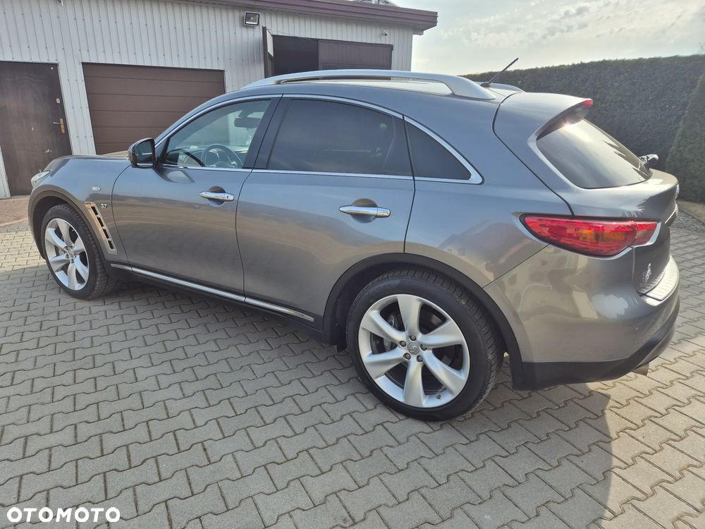 Infiniti Q70 3.7 S Premium - 4