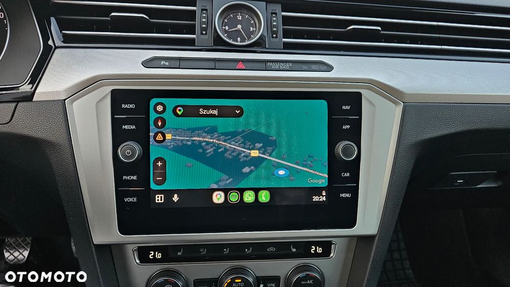 Volkswagen Passat 2.0 TDI SCR Comfortline - 11