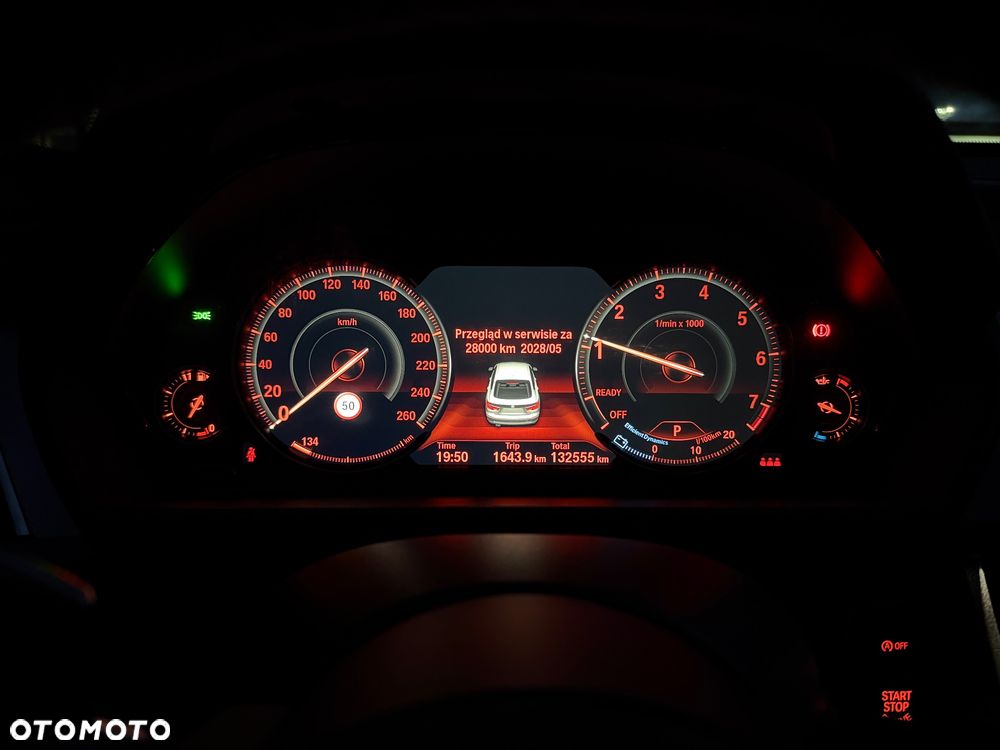 BMW 3GT 330i xDrive M Sport - 38