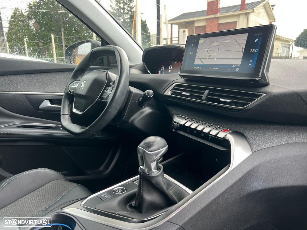 Peugeot 3008 1.5 BlueHDi Allure Pack - 18