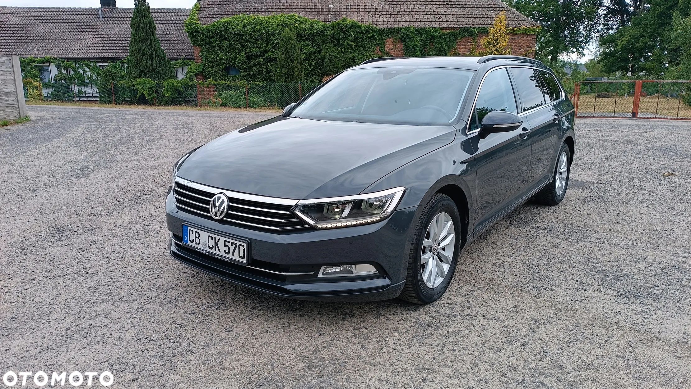 Volkswagen Passat 2.0 TDI BMT Comfortline DSG - 1