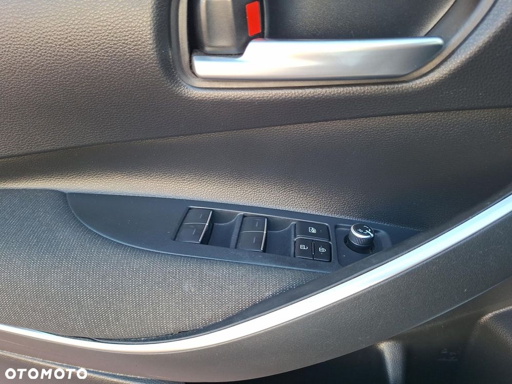 Toyota Corolla 1.8 Hybrid Comfort - 20